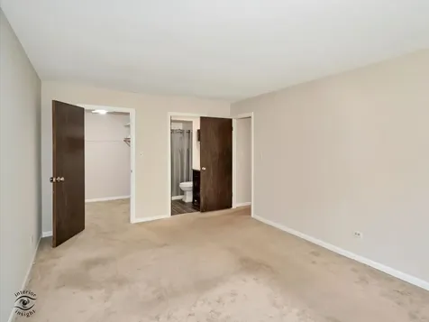 17618 71ST Court Tinley Park IL 60477
