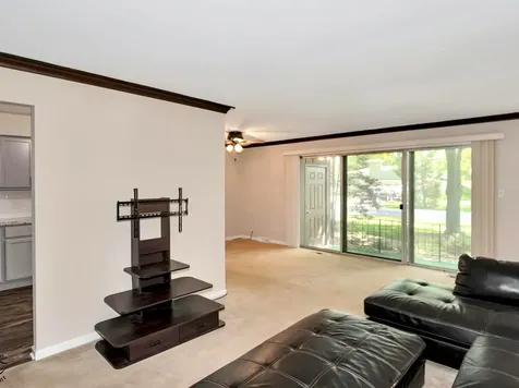 17618 71ST Court Tinley Park IL 60477