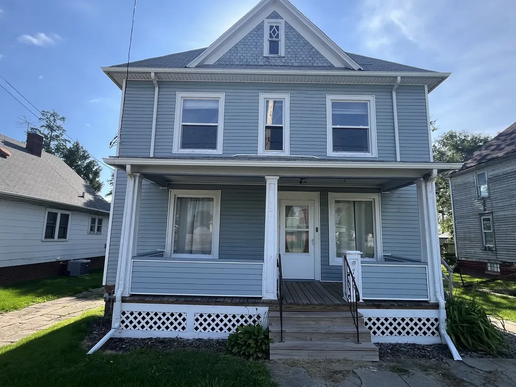 724 South Main Street Kewanee IL 61443