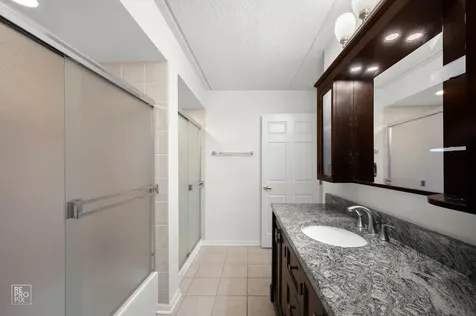 7041 West Touhy Avenue Niles IL 60714