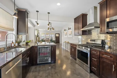 10459 South Troy Street Chicago IL 60655
