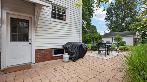 1605 East Taylor Street Bloomington IL 61701