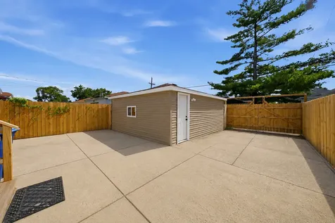 1927 South 12th Avenue Maywood IL 60153