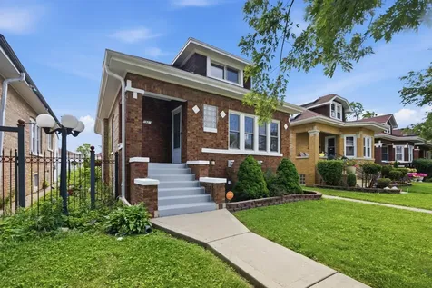 1927 South 12th Avenue Maywood IL 60153