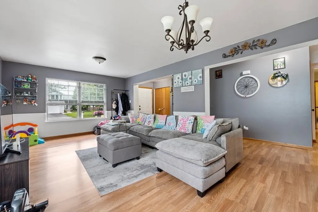 4306 Anthony Lane Plainfield IL 60586