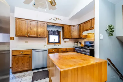 7924 West 79th Place Bridgeview IL 60455