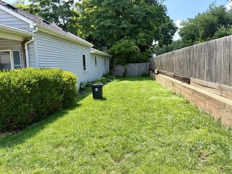 221 North George Street Clinton IL 61727