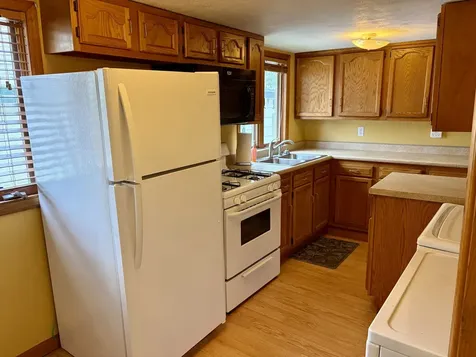 221 North George Street Clinton IL 61727