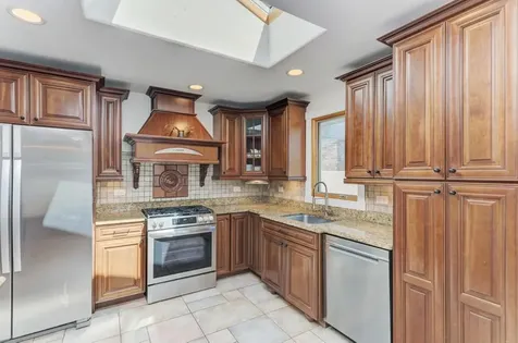 16829 Creekside Avenue Tinley Park IL 60487