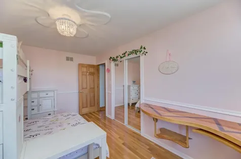 16829 Creekside Avenue Tinley Park IL 60487