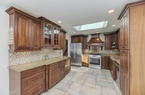 16829 Creekside Avenue Tinley Park IL 60487