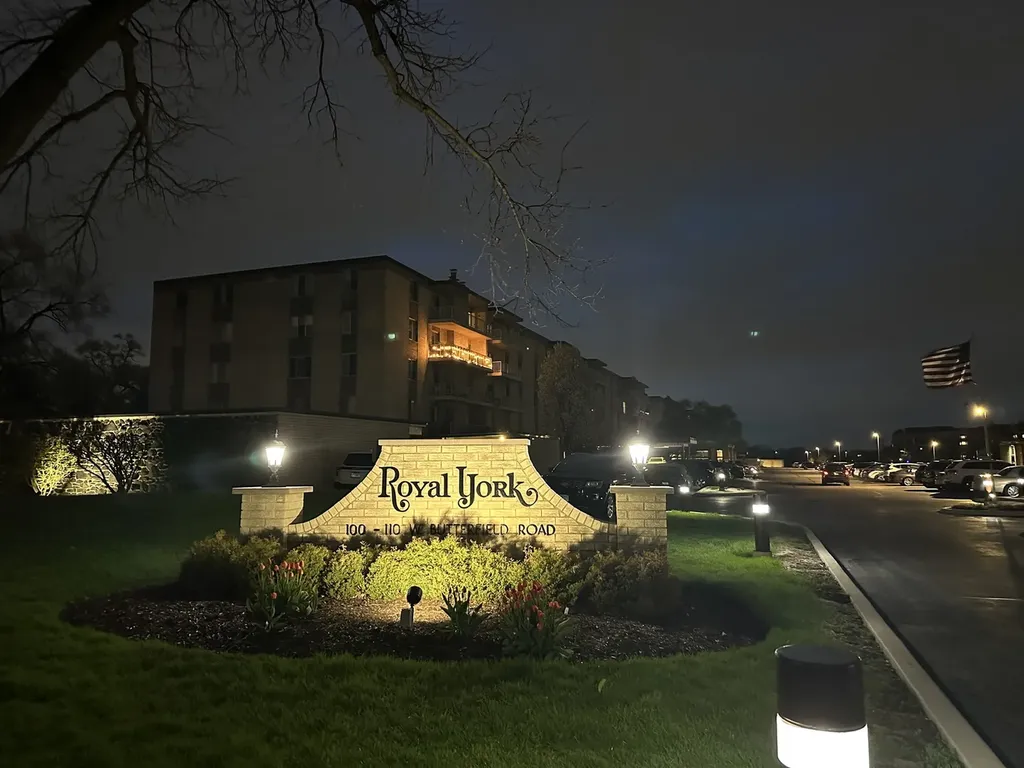 110 West Butterfield Road Elmhurst IL 60126
