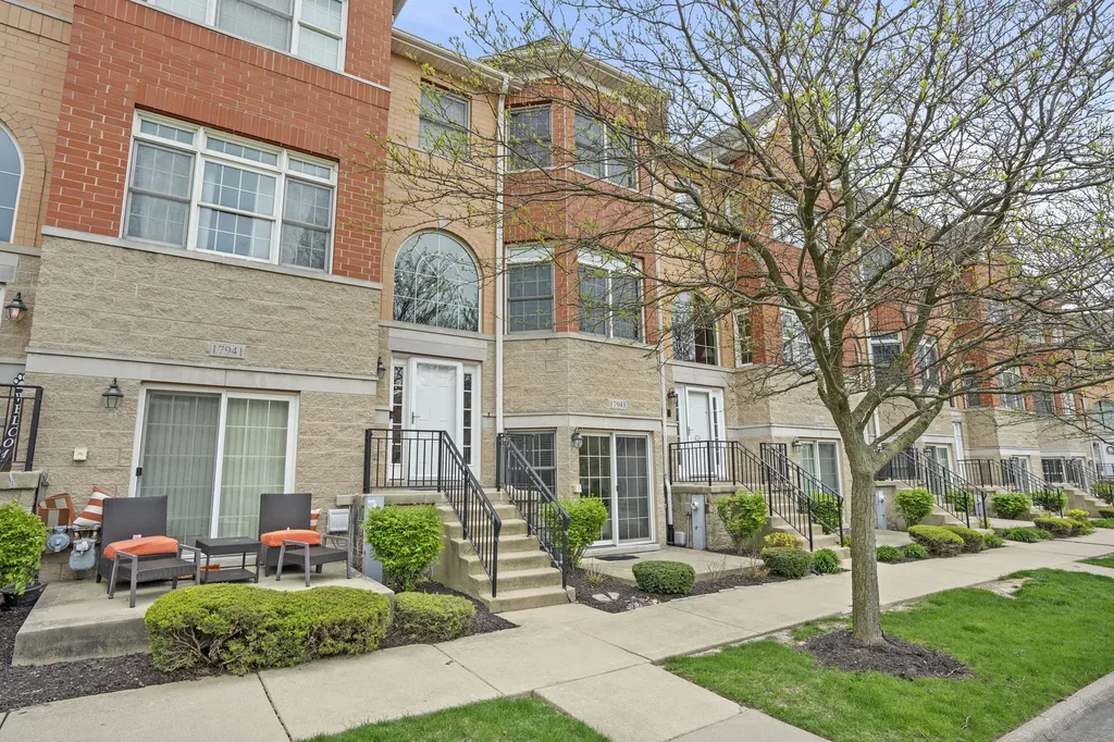 17943 Fountain Circle Orland Park IL 60467