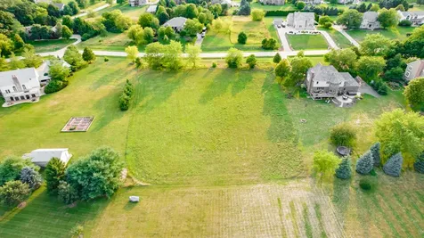 8300 Appaloosa Lane Spring Grove IL 60081