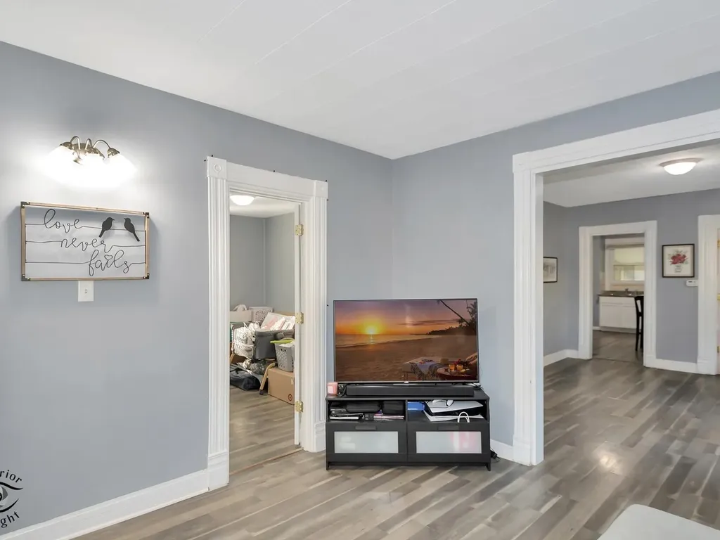 2718 Union Street Blue Island IL 60406