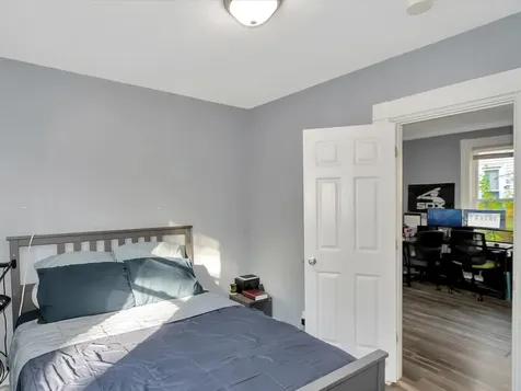 2718 Union Street Blue Island IL 60406
