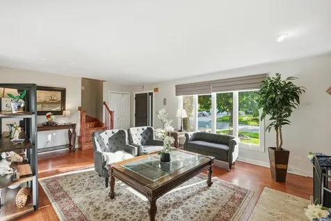 919 Hillview Drive Lemont IL 60439