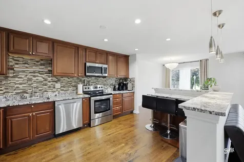 686 Mallard Lane Deerfield IL 60015
