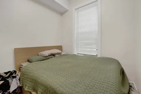 614 South Loomis Street Chicago IL 60607