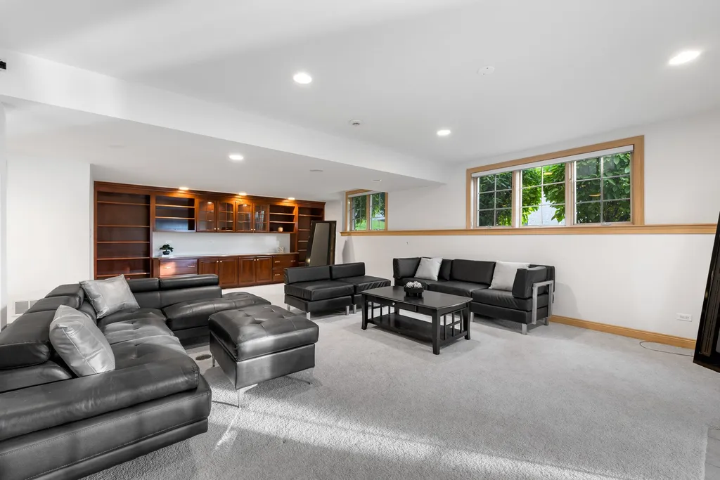 101 Windmill Road Orland Park IL 60467
