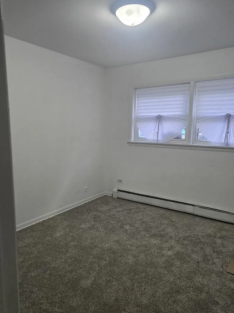 10425 South Hale Avenue Chicago IL 60643