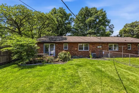 1204 Mitchem Drive Urbana IL 61801