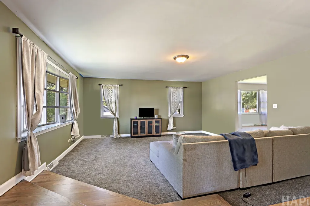 41638 North Lotus Avenue Antioch IL 60002