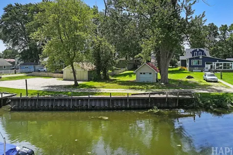 41638 North Lotus Avenue Antioch IL 60002