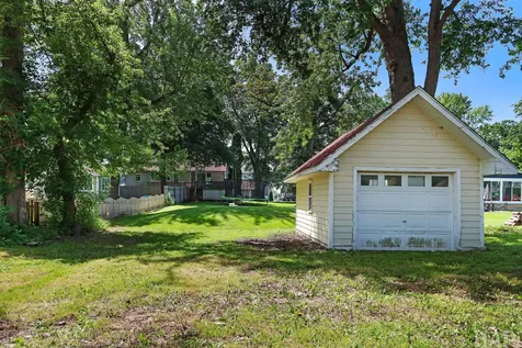 41638 North Lotus Avenue Antioch IL 60002