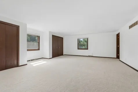 5017 Kenneth Drive Crystal Lake IL 60014