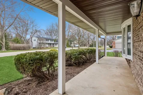 5017 Kenneth Drive Crystal Lake IL 60014
