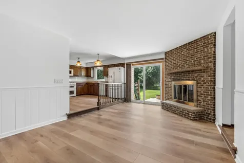5017 Kenneth Drive Crystal Lake IL 60014