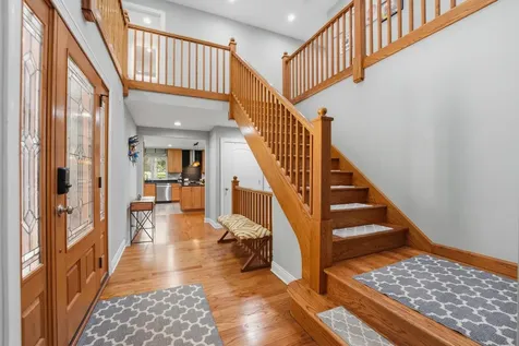 26792 West Lakeview Drive S Lake Barrington IL 60084