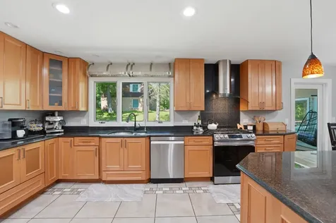 26792 West Lakeview Drive S Lake Barrington IL 60084