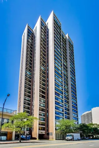 1850 North Clark Street Chicago IL 60614