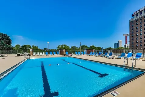 1850 North Clark Street Chicago IL 60614
