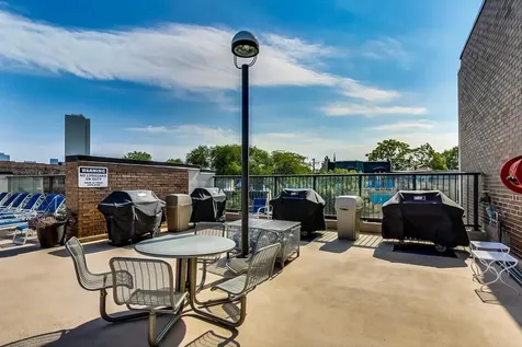 1850 North Clark Street Chicago IL 60614