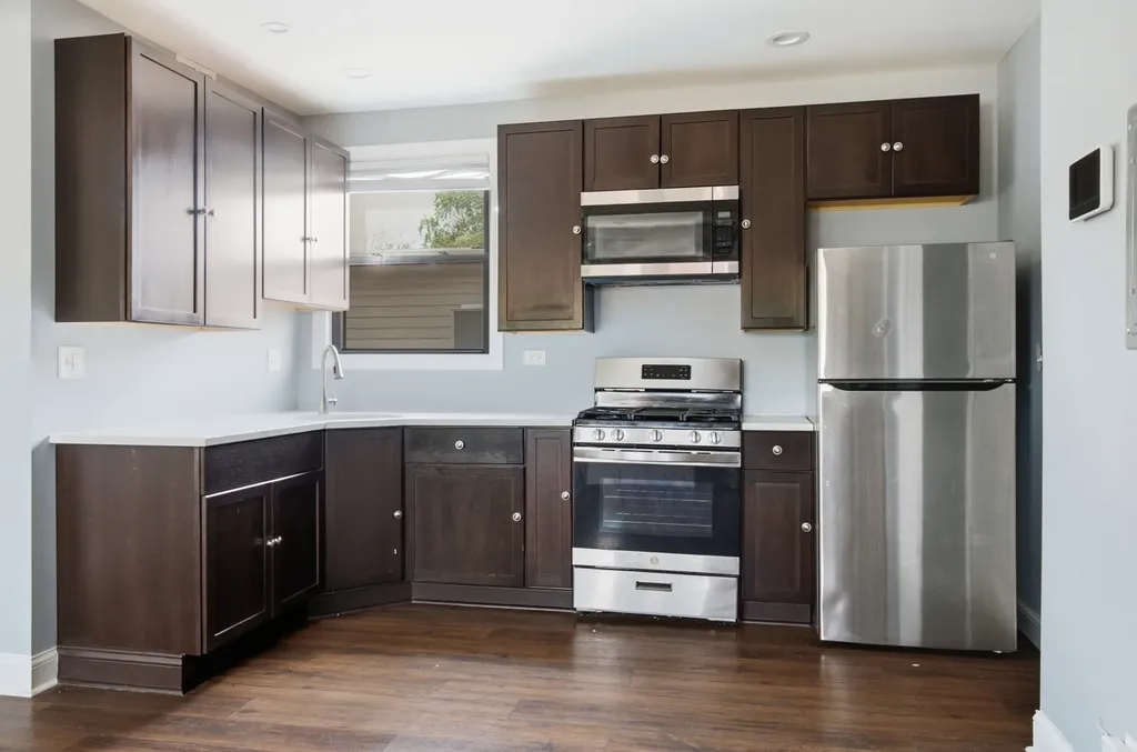456 East 87th Place Chicago IL 60619