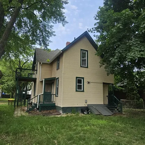 2217 Latham Street Rockford IL 61103