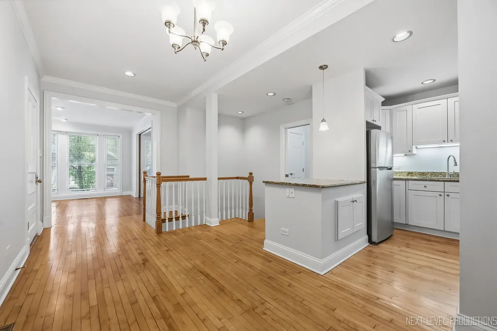 2013 West Concord Place Chicago IL 60647