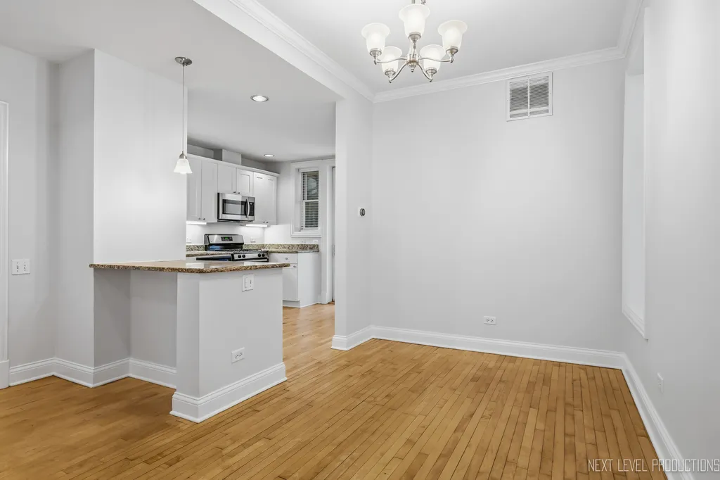 2013 West Concord Place Chicago IL 60647