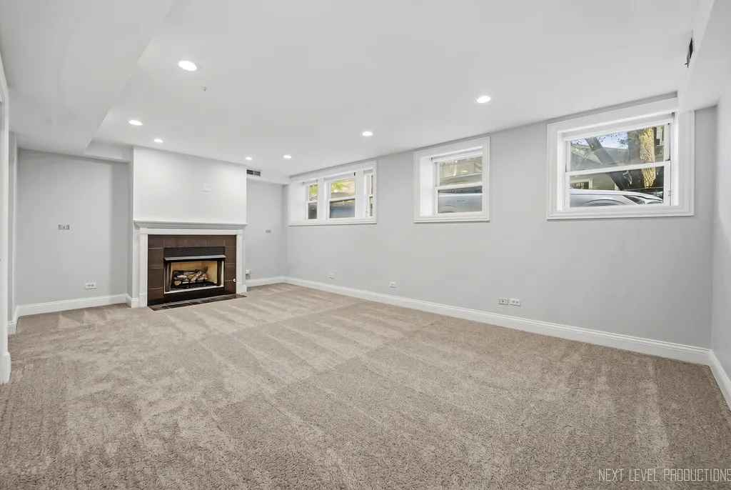 2013 West Concord Place Chicago IL 60647