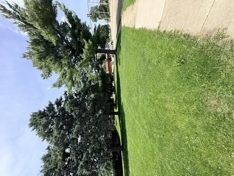 East Hitt Street Mount Morris IL 61054