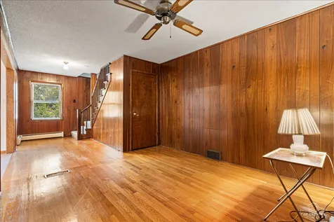9253 South Sacramento Avenue Evergreen Park IL 60805