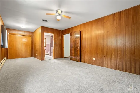 9253 South Sacramento Avenue Evergreen Park IL 60805