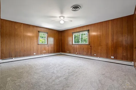 9253 South Sacramento Avenue Evergreen Park IL 60805