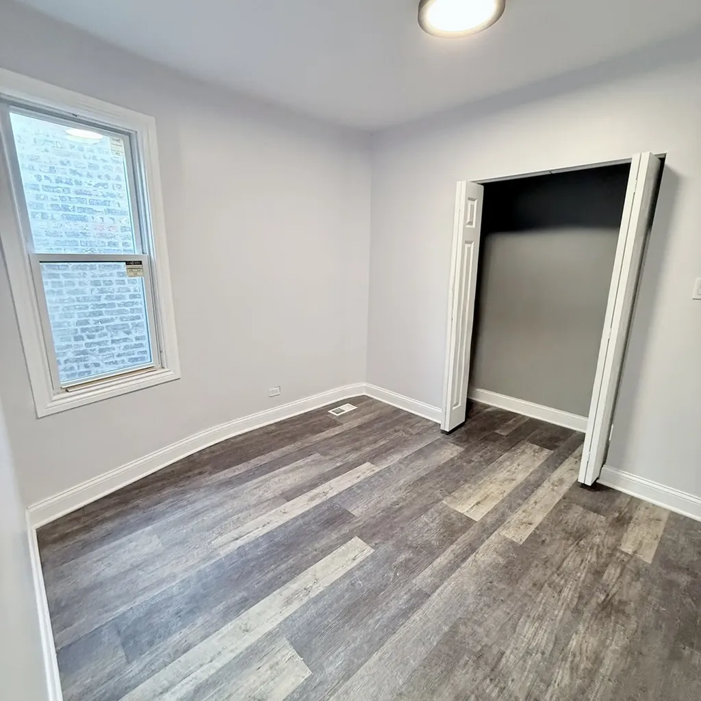 8640 South Blackstone Avenue Chicago IL 60619