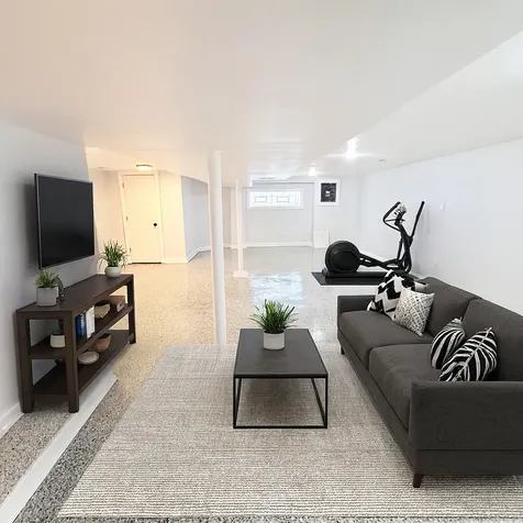 8640 South Blackstone Avenue Chicago IL 60619