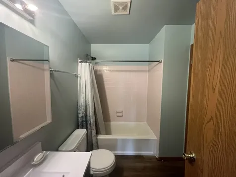 965 Amberwood Place Mchenry IL 60050