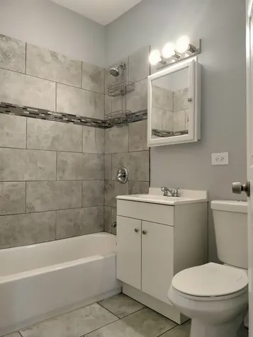 6601 South Bishop Street Chicago IL 60636